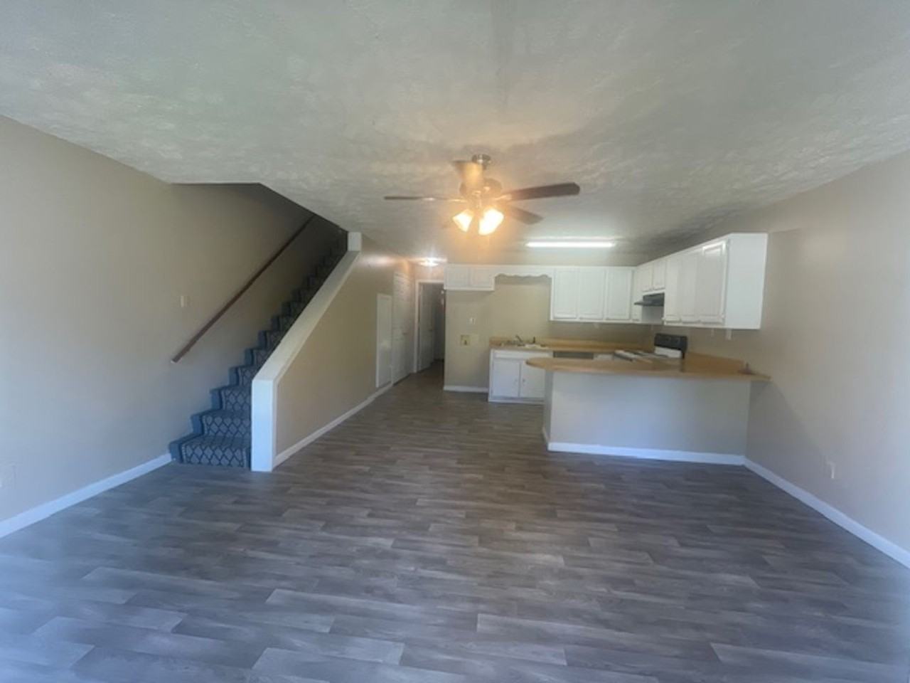124 Money St - Photo 2 of 9
