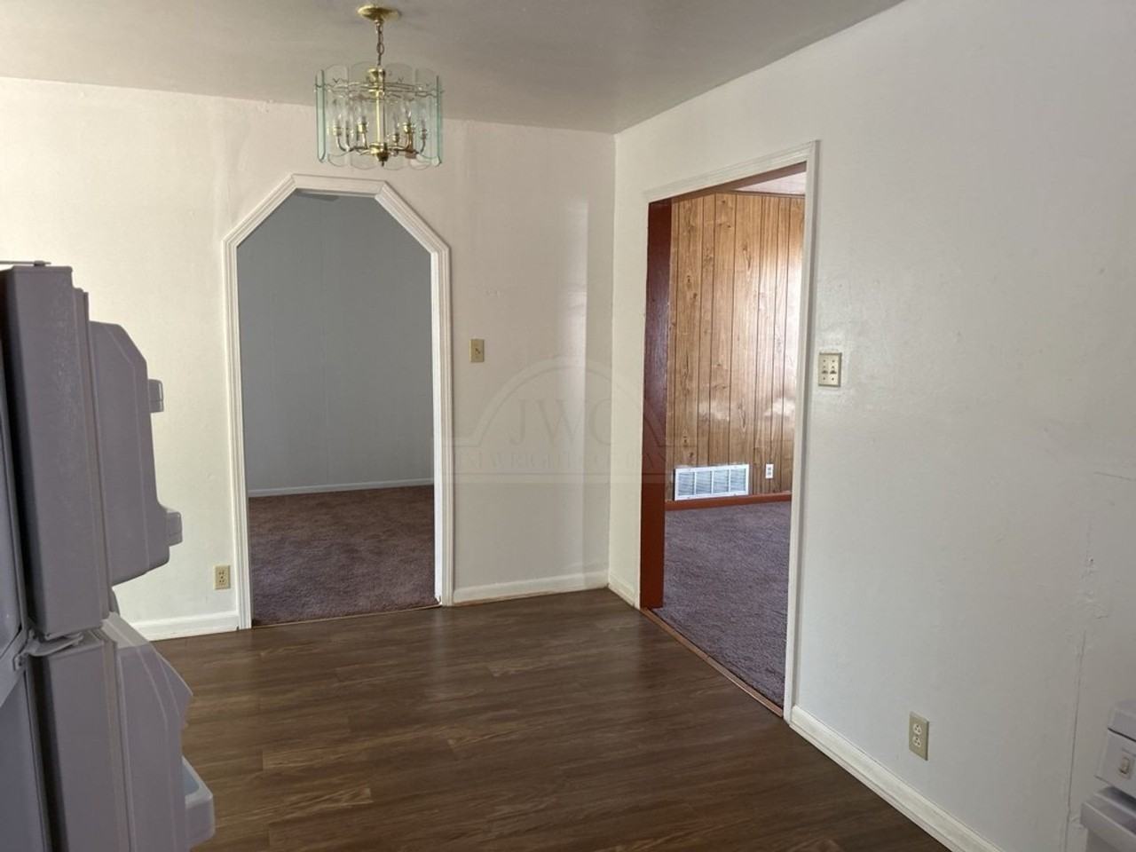 906 Jefferis Ave - Photo 7 of 20