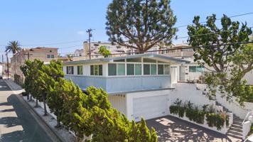 featured image of 3201 Bayside Dr