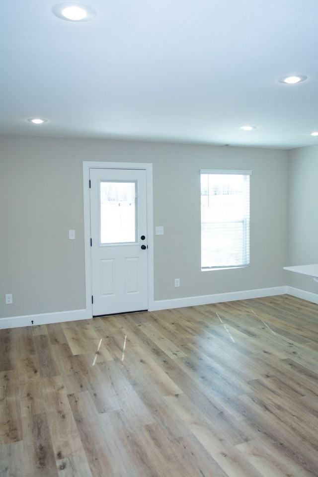 450 Blue Springs St - Photo 6 of 28