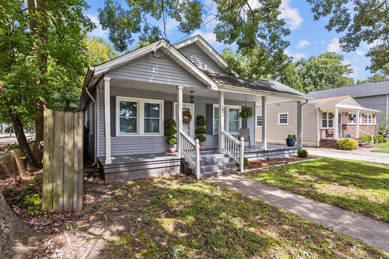 4814 Larkin St - Photo 2 of 25