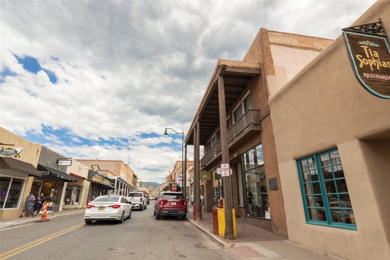 208 ½ W. San Francisco Street - Photo 2 of 5