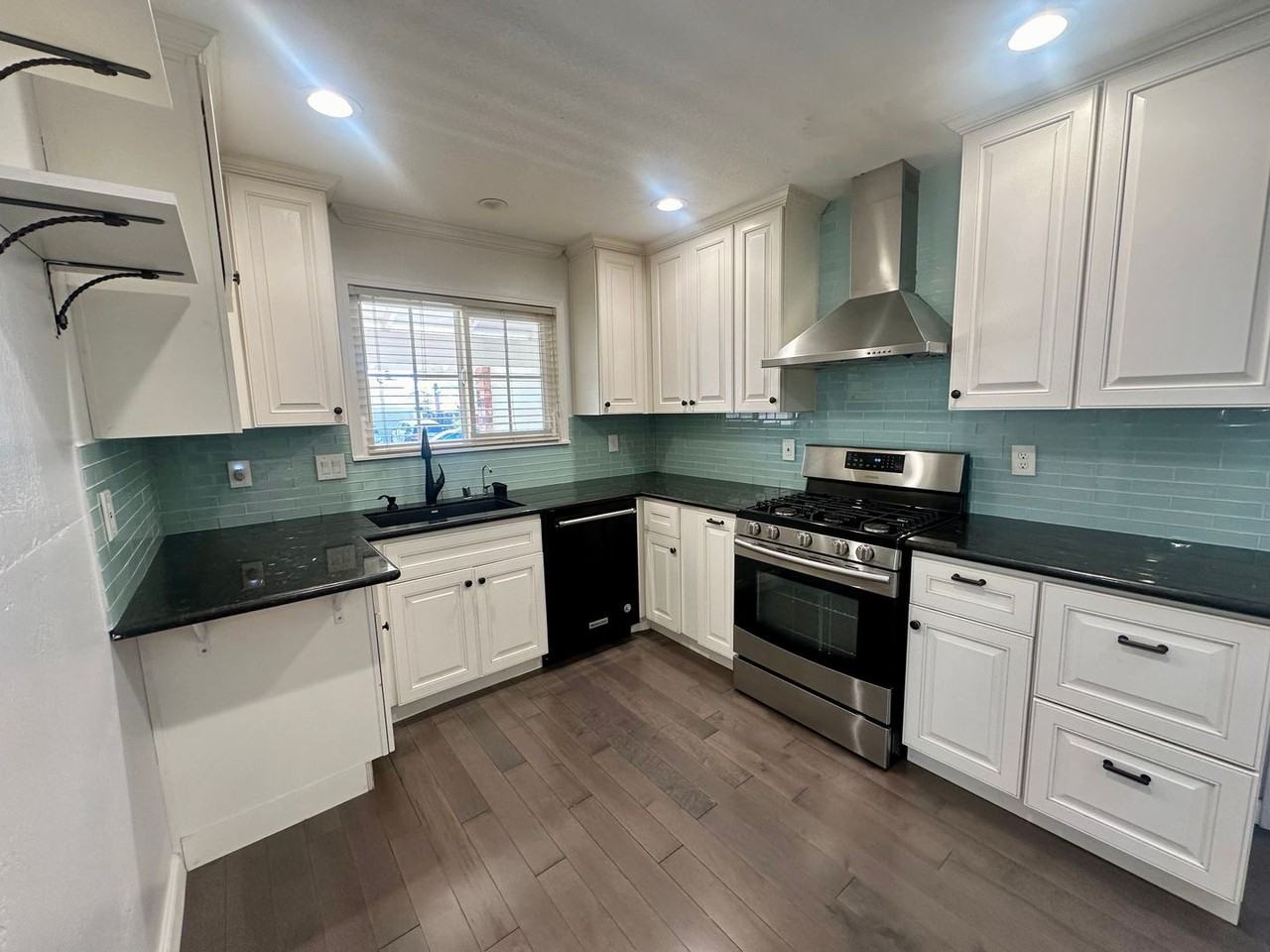 34848 Ozark River Way - Photo 3 of 12