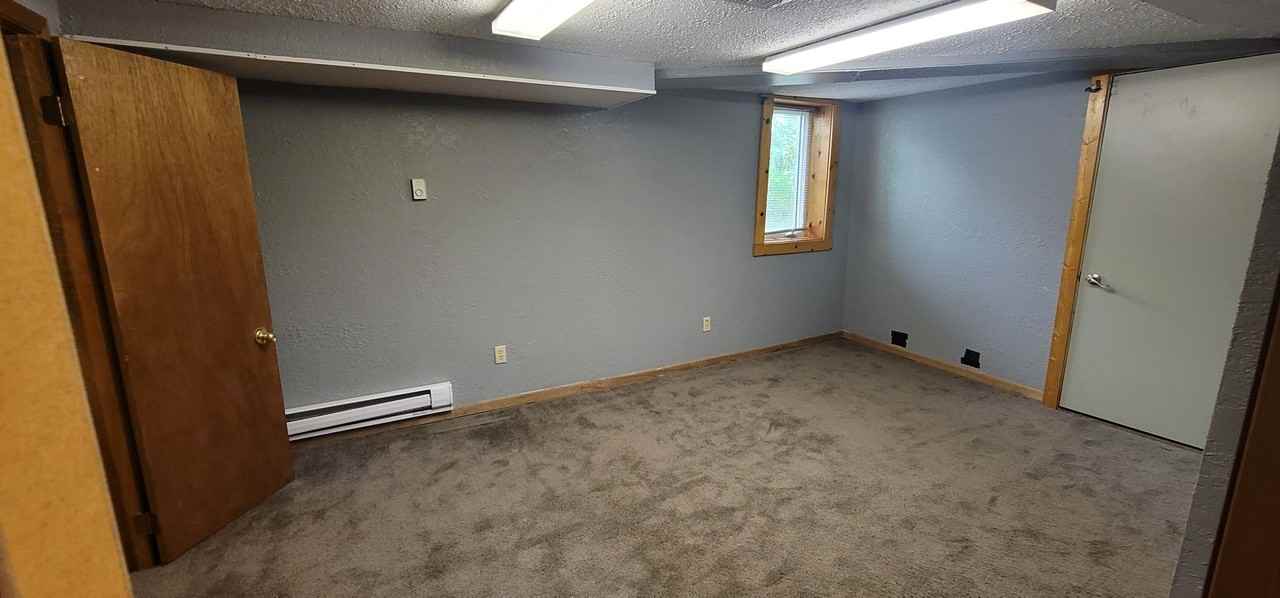 1208 Brainerd Ave - Photo 2 of 12