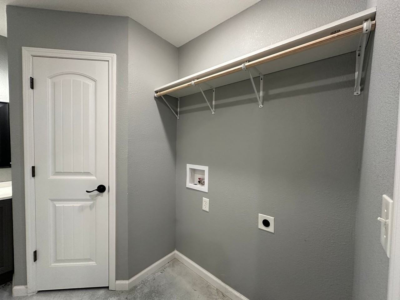 105 Evergreen Pl - Photo 4 of 7