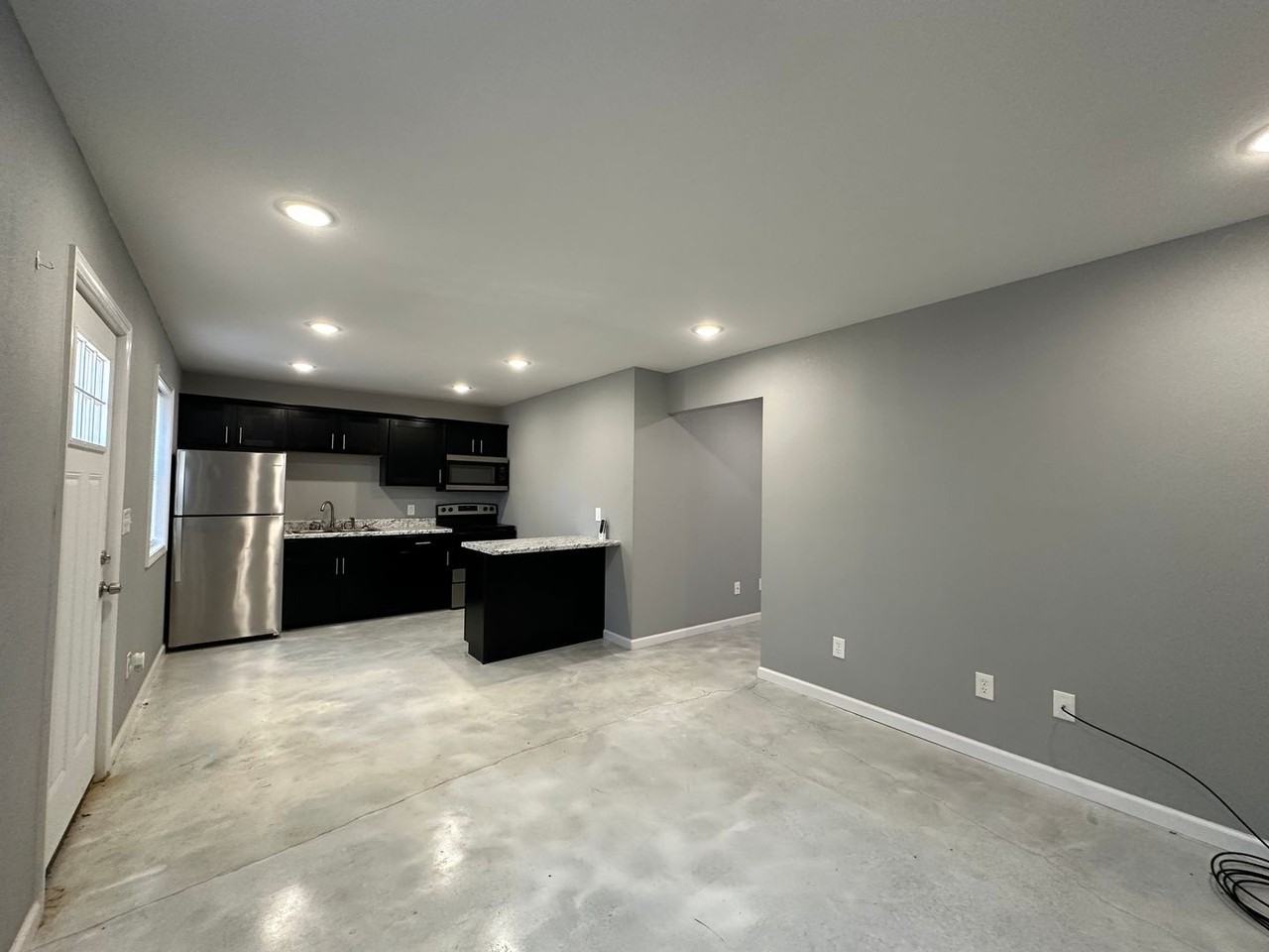 105 Evergreen Pl - Photo 6 of 7