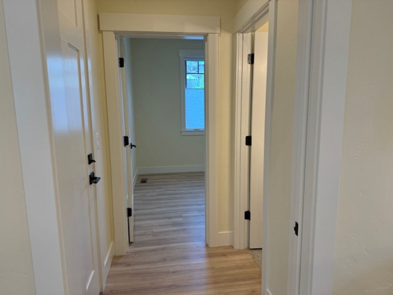 1574 Nw Erin Ct - Photo 7 of 21