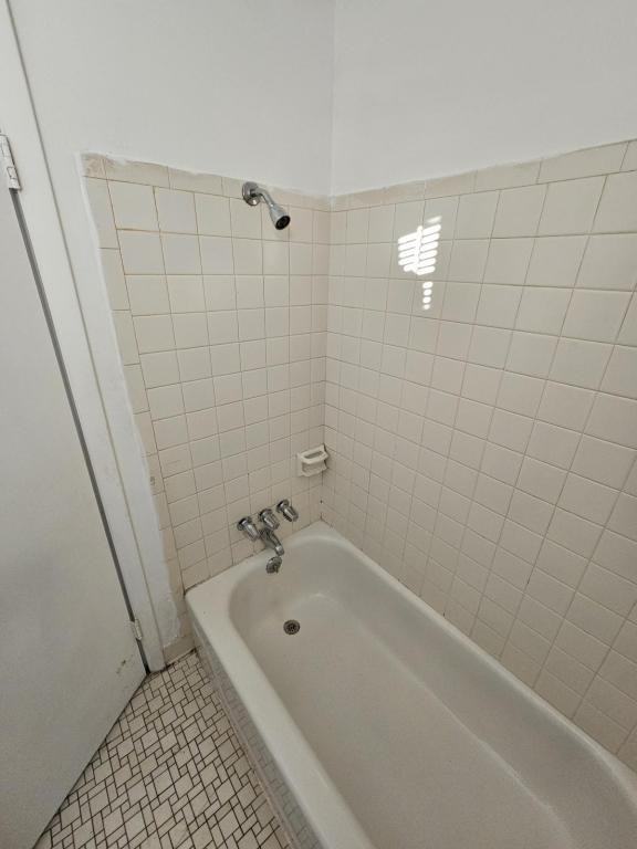 1965 Summer St Apt B5 - Photo 4 of 11