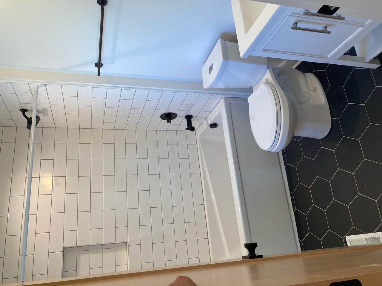 4142 Ne 63rd Ave - Photo 3 of 30