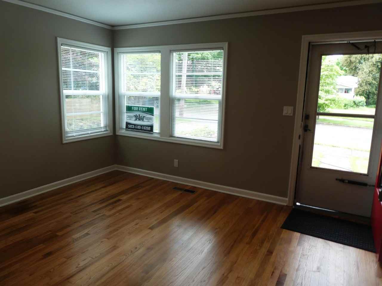 4142 Ne 63rd Ave - Photo 2 of 30