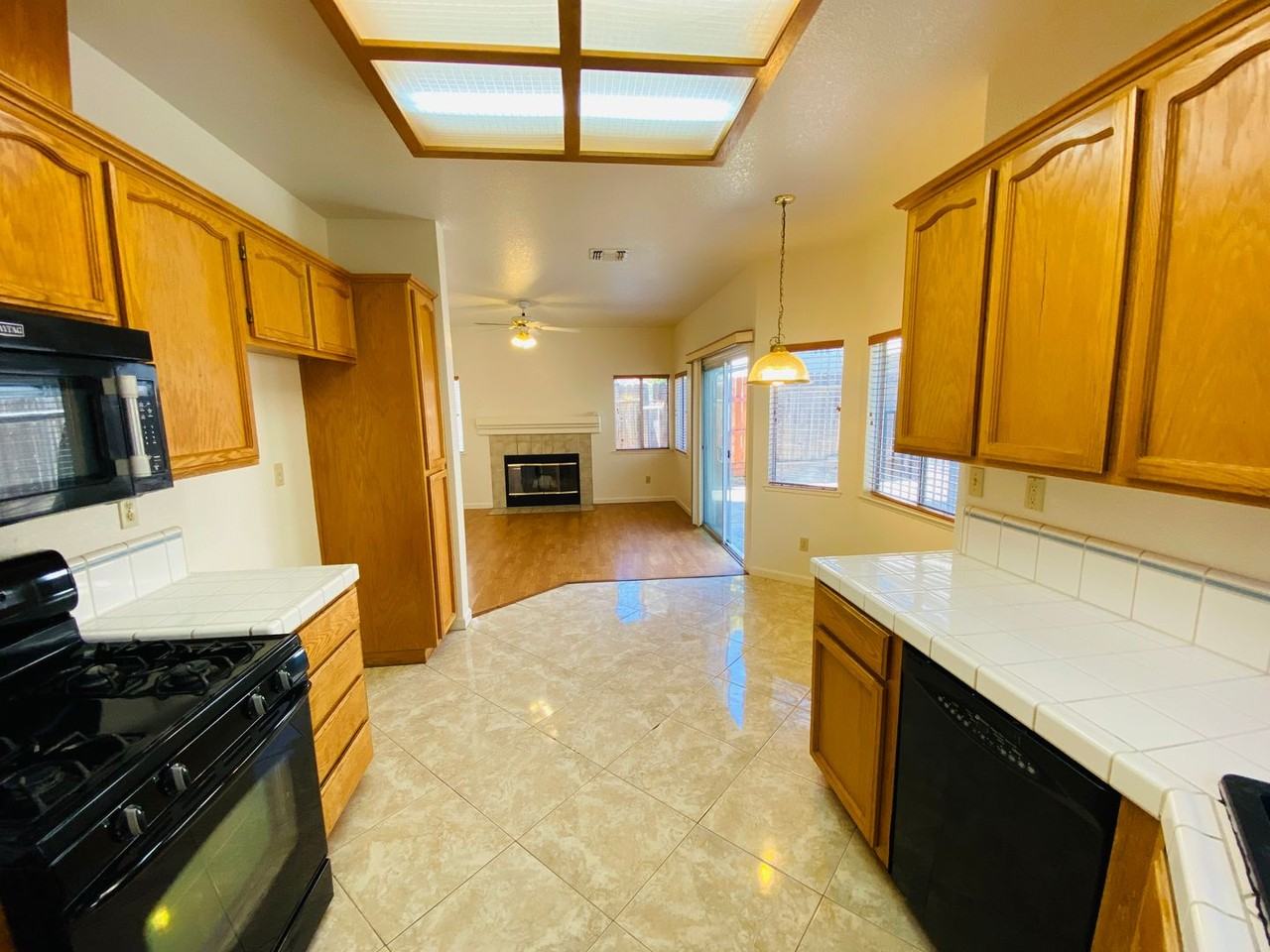 8868 Chadbury Pl - Photo 5 of 29