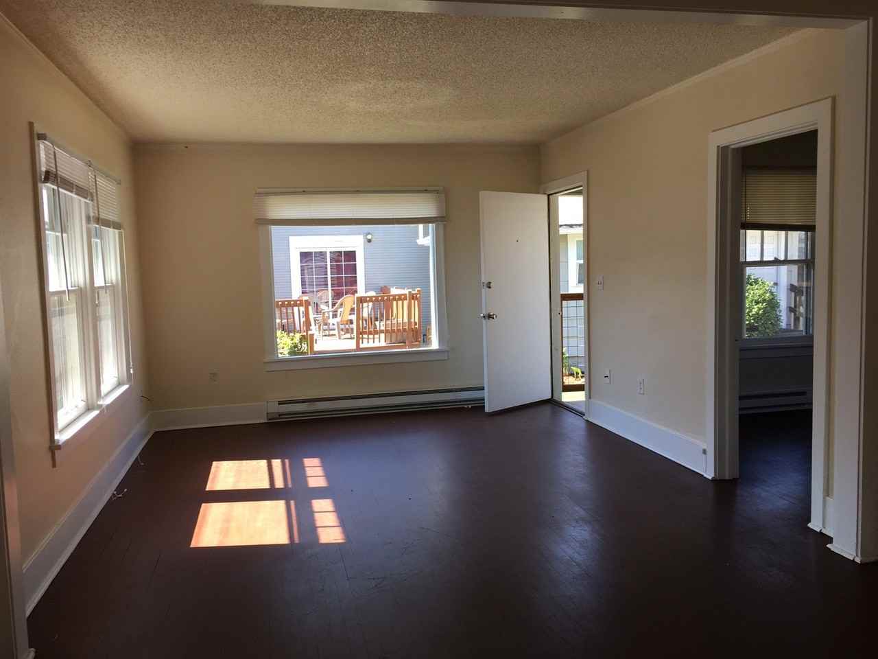 1635 Mill St - Photo 2 of 16