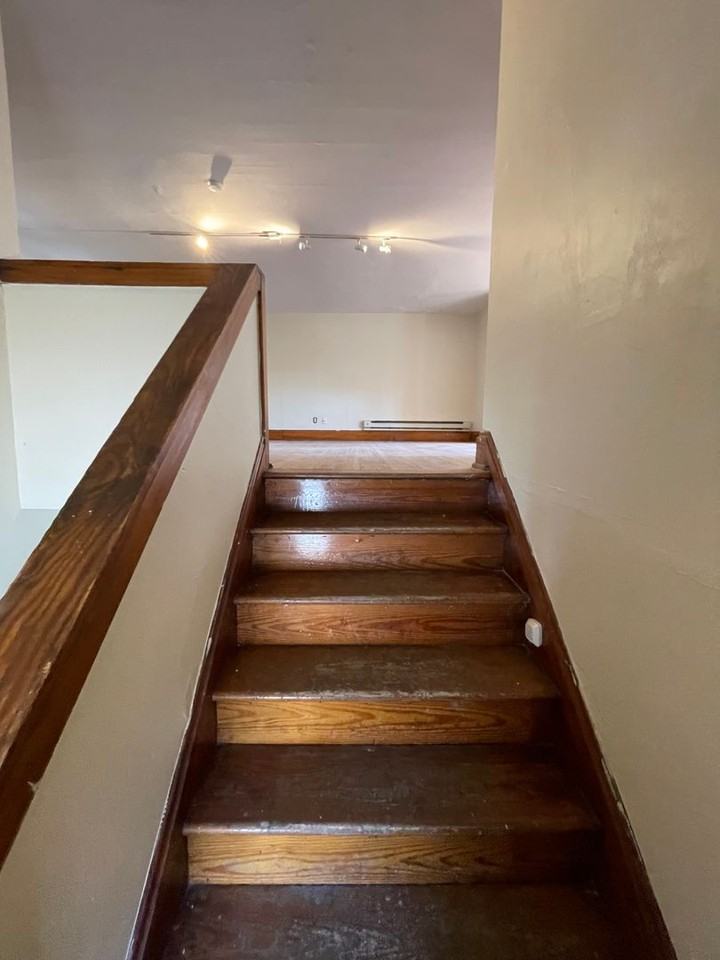 149 E 13th Ave - Photo 6 of 48