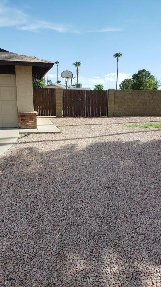 3627 W Aire Libre Ave - Photo 2 of 15