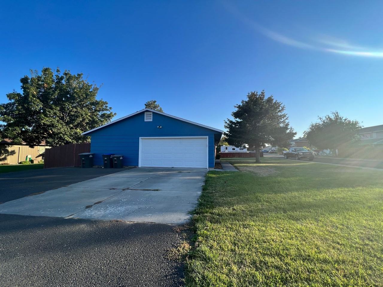 4303 W William Ave - Photo 2 of 20