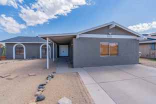 4501 W Cinnabar Ave - Photo 1 of 1