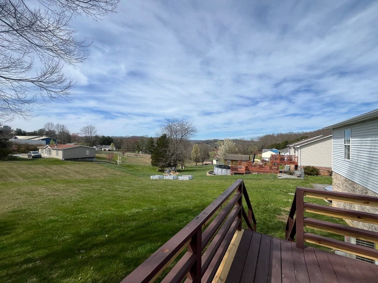 101 Kinchloe Ct - Photo 2 of 9