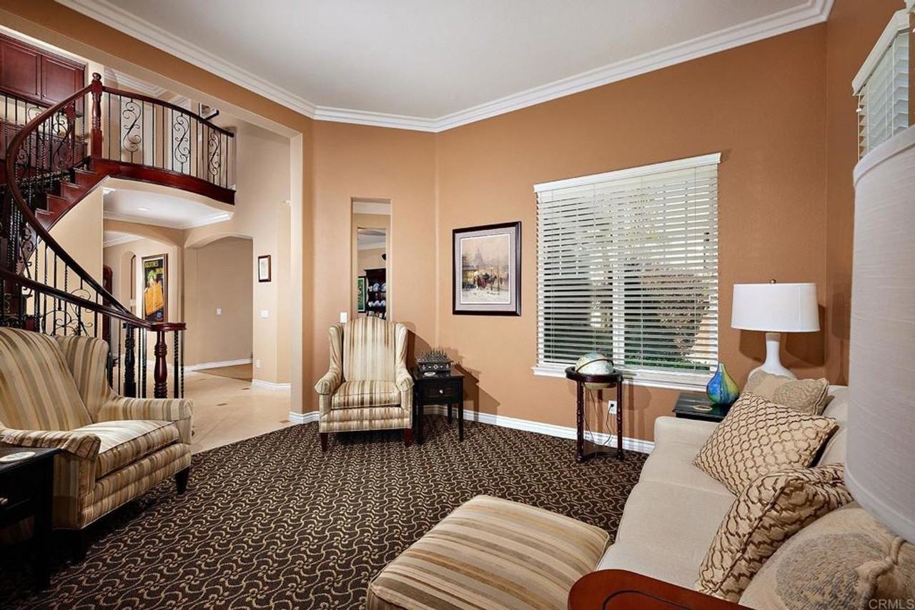 962 Baylor Dr - Photo 3 of 27