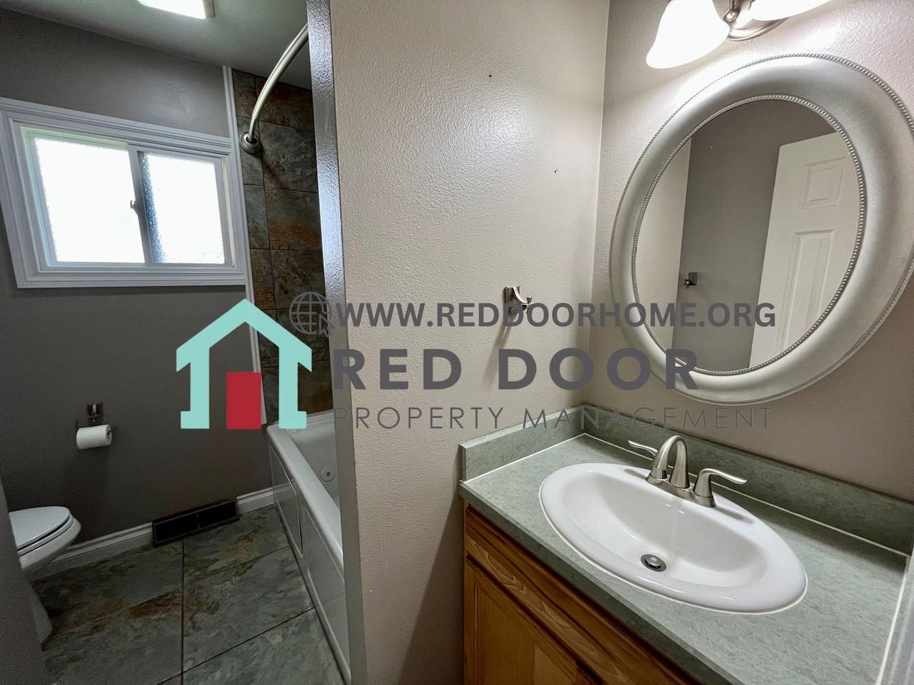 2213 4th St Ne - Photo 7 of 12