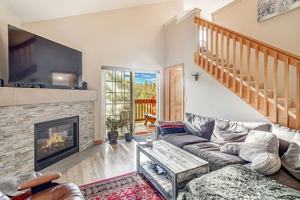 featured image of 93 Pelican Cir