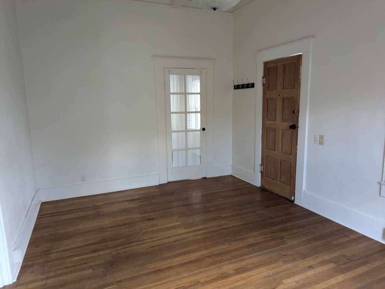 620 E Mabel St - Photo 3 of 23