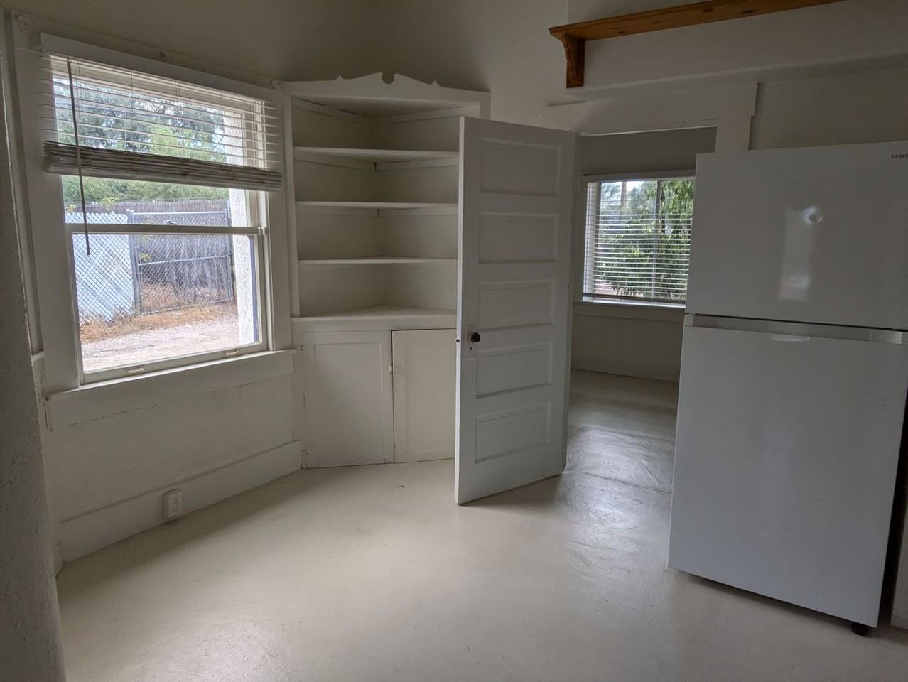 620 E Mabel St - Photo 5 of 23