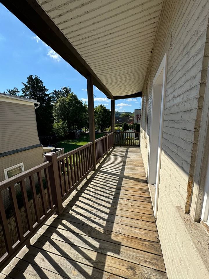 509 Chestnut St - Photo 3 of 29