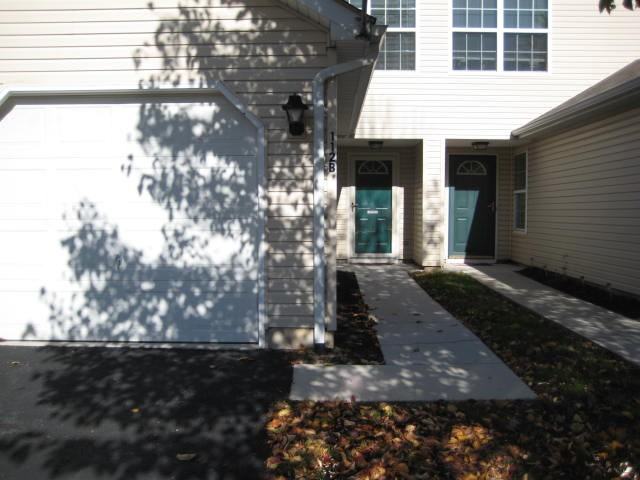 112 Ross Ave #b - Photo 2 of 19