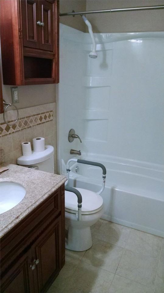 405 E Browning Rd - Photo 3 of 35