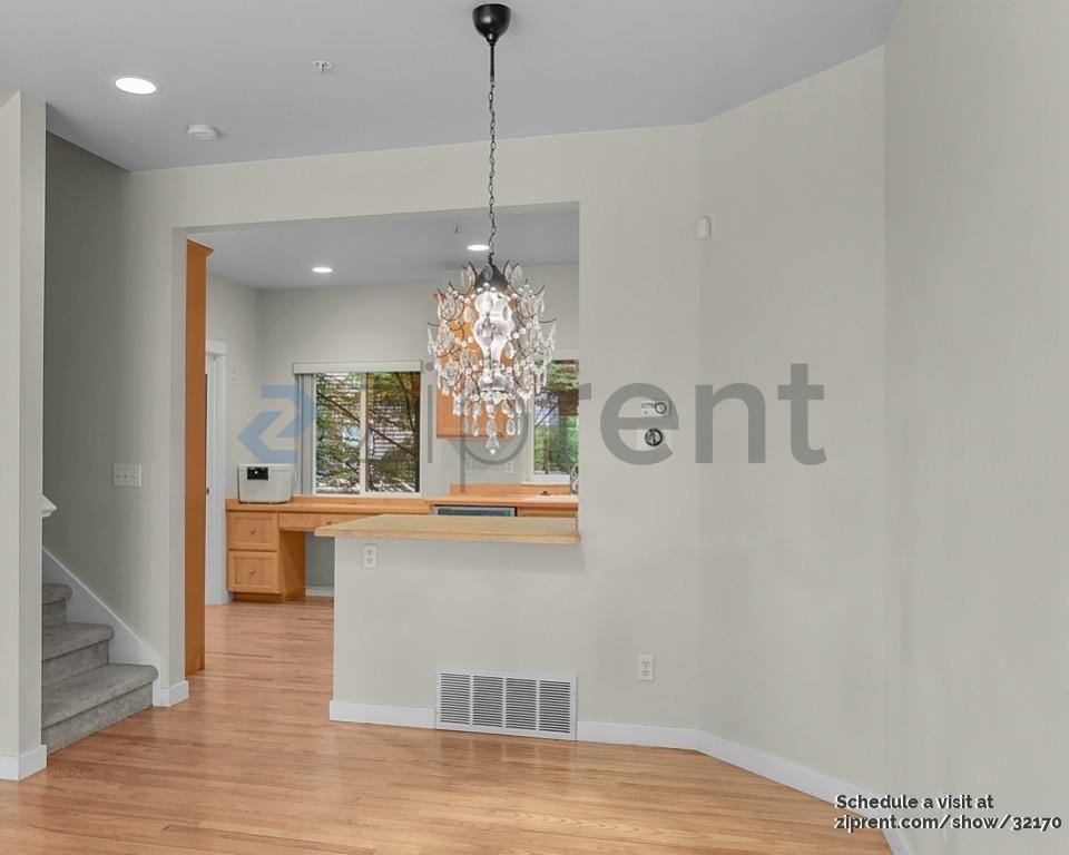 17930 Ne 90th St - Photo 5 of 21
