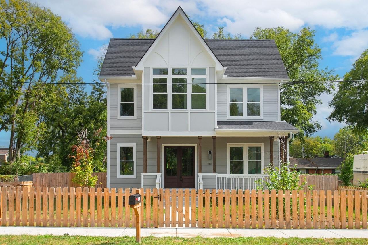 1611 Century St - Photo 2 of 50