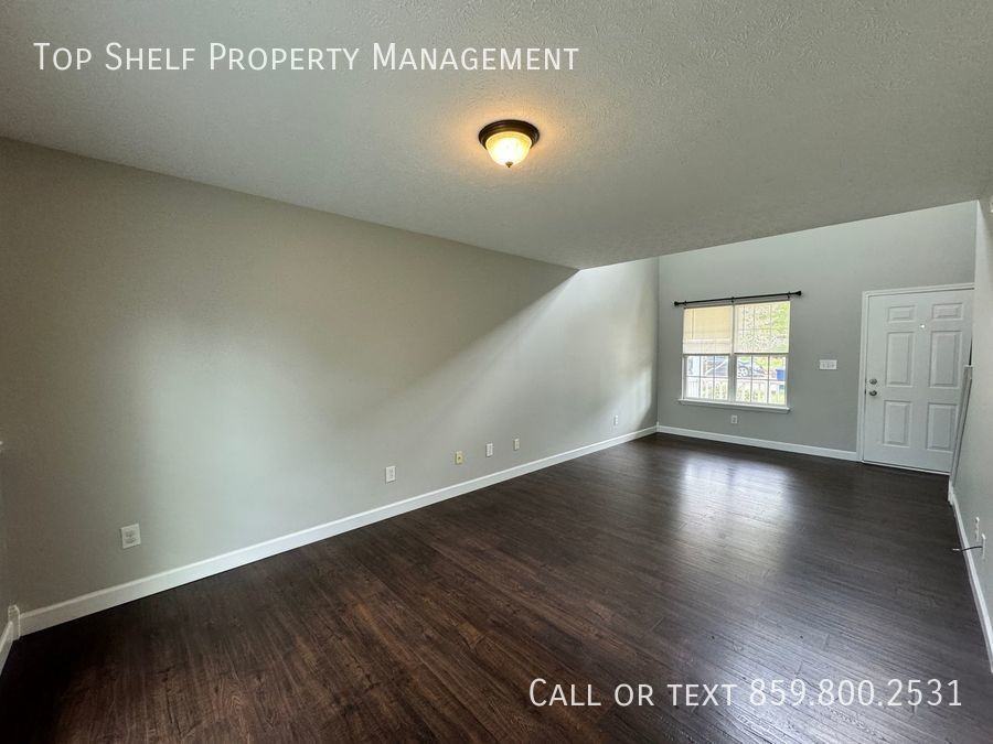 341 Lucille Dr - Photo 2 of 12