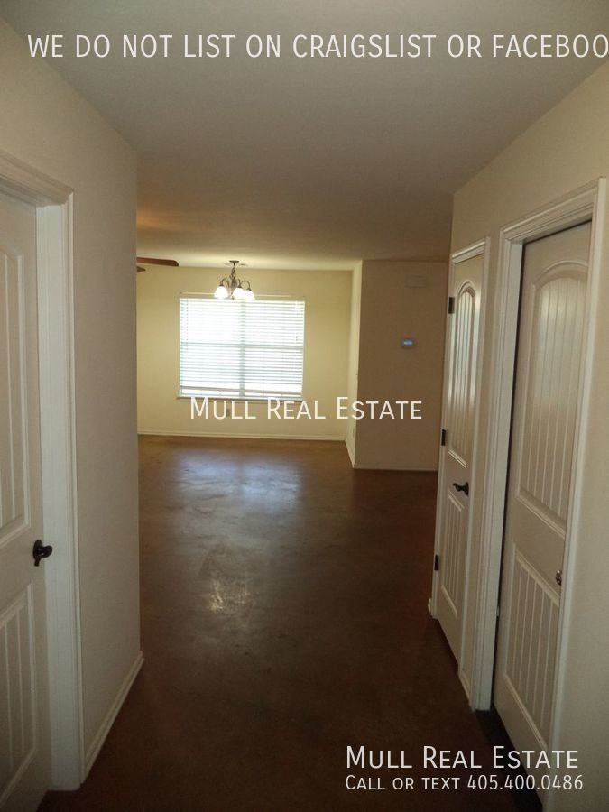 7612 Nw 113th Pl - Photo 3 of 25