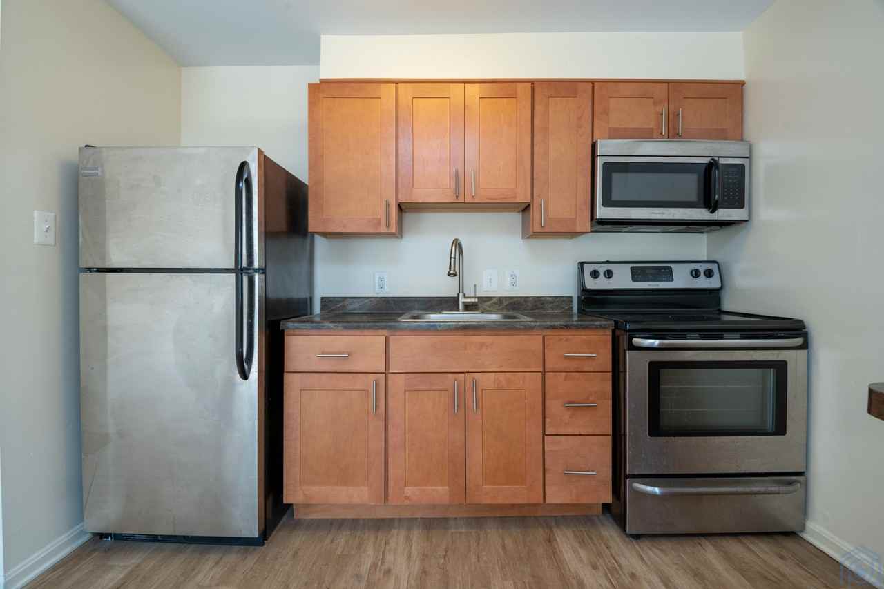 219 S Payne St Apt 203 #203 - Photo 4 of 10