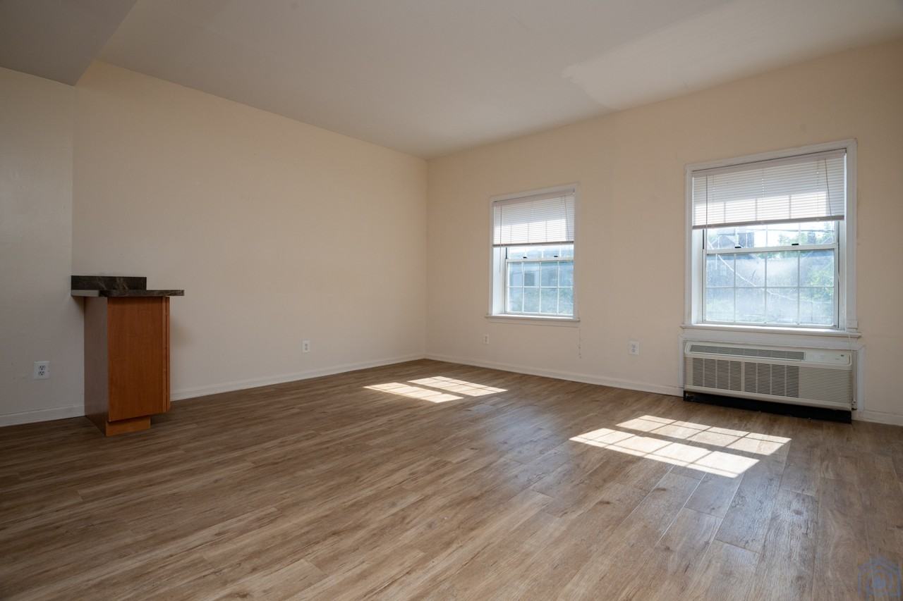 219 S Payne St Apt 203 #203 - Photo 5 of 10