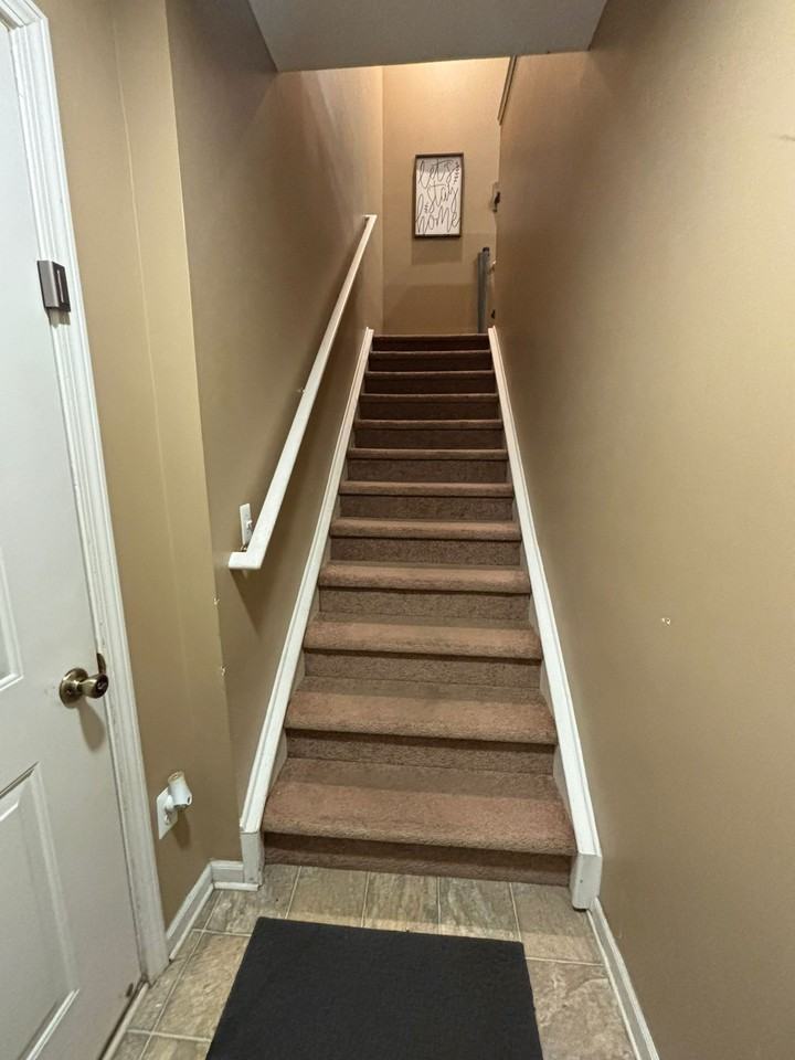 3260 Northpointe Blvd #8 - Photo 3 of 21