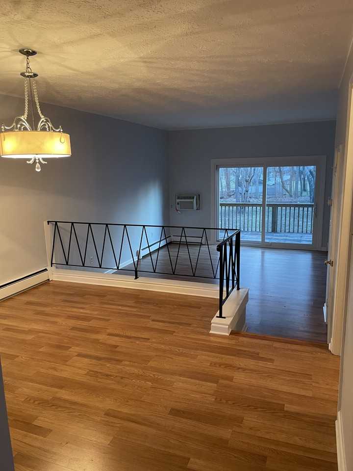 1431 Farmington Ave #B - Photo 2 of 18