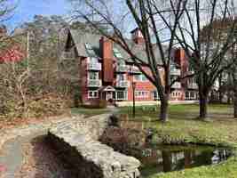 featured image of 1856 Quechee Main St #9