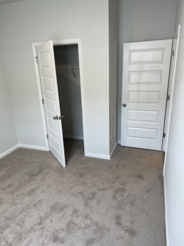 501 Hideaway St - Photo 3 of 8