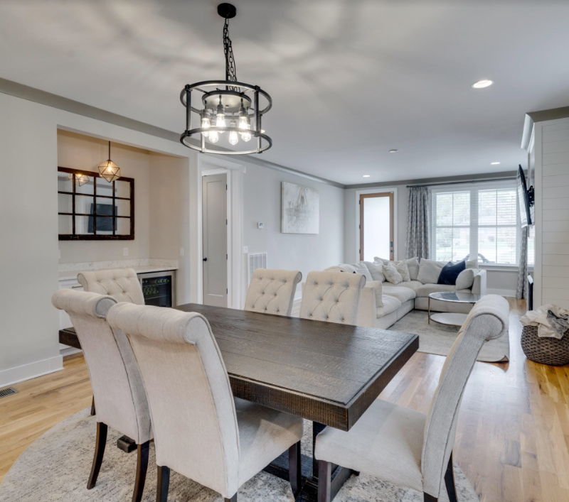 2433B Chapman Dr - Photo 3 of 20