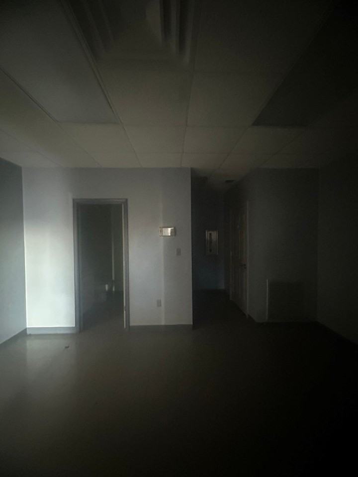 1865 Honeysuckle Rd Ste 1 - Photo 3 of 5