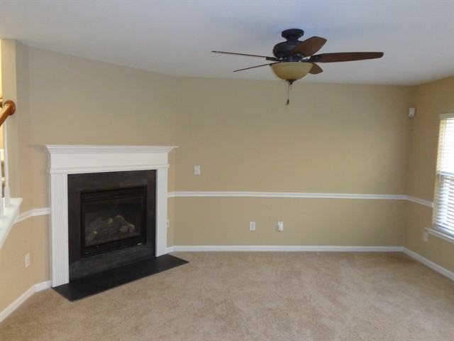 2434 Harwood Hills Ln - Photo 3 of 11