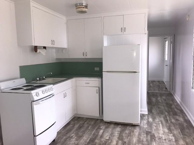 2033B Oswald St - Photo 2 of 9