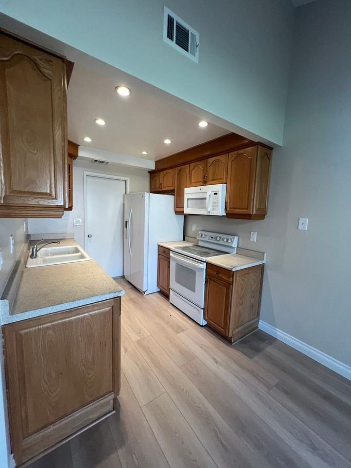 3234 Village 3 - Photo 5 of 13