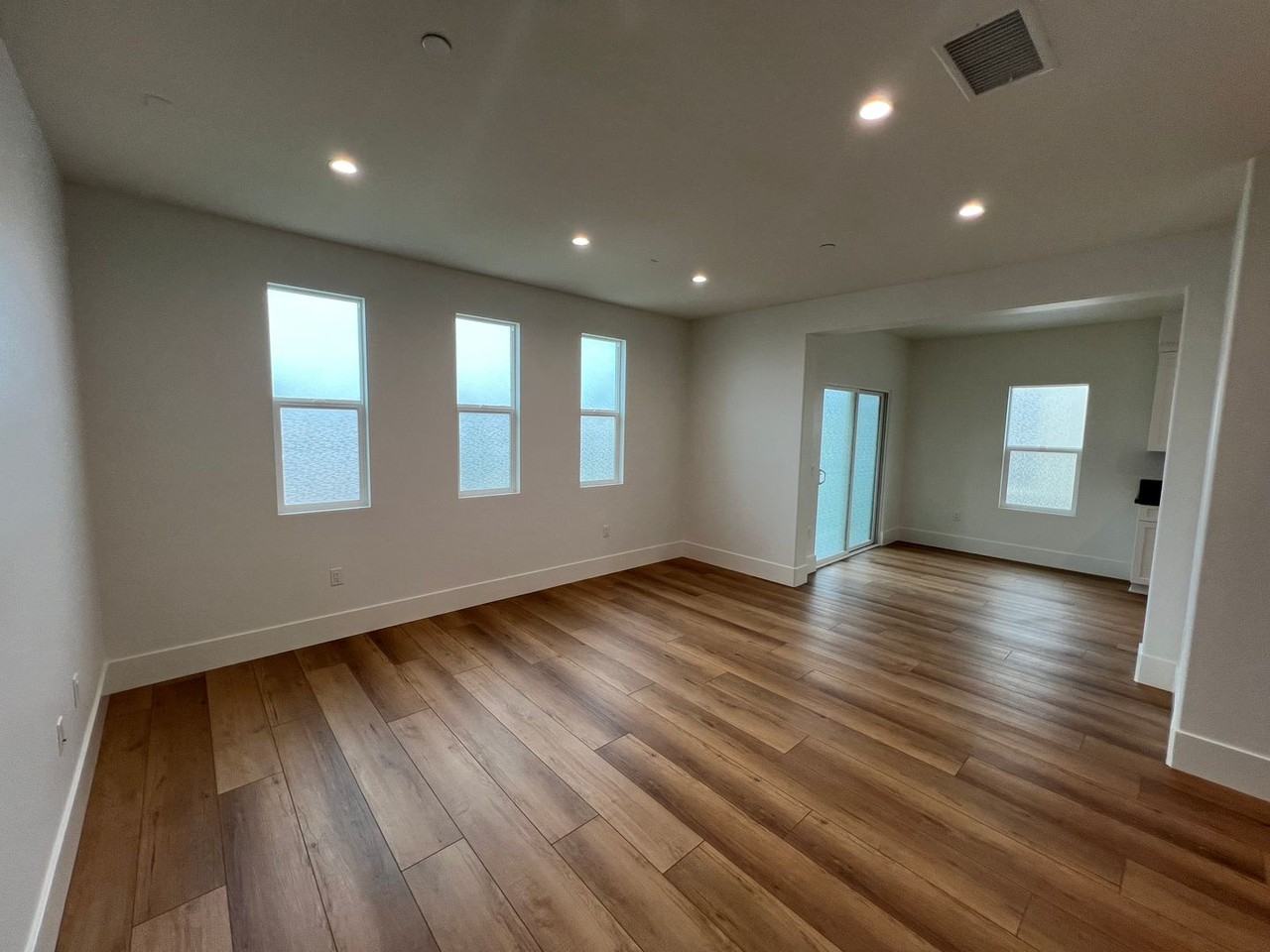 340 Rendar Ln - Photo 5 of 24