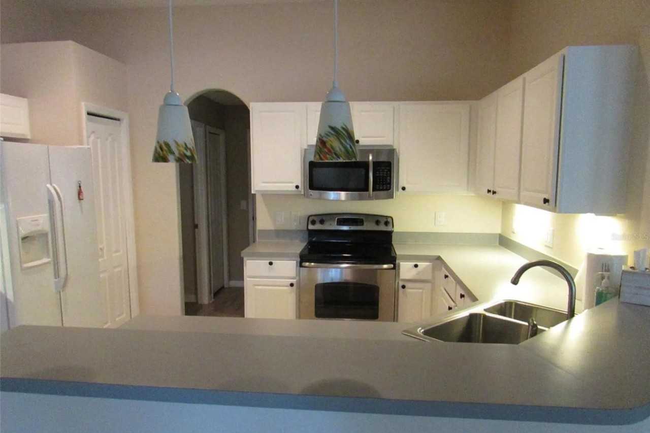 13000 Scottish Pine Ln - Photo 3 of 11