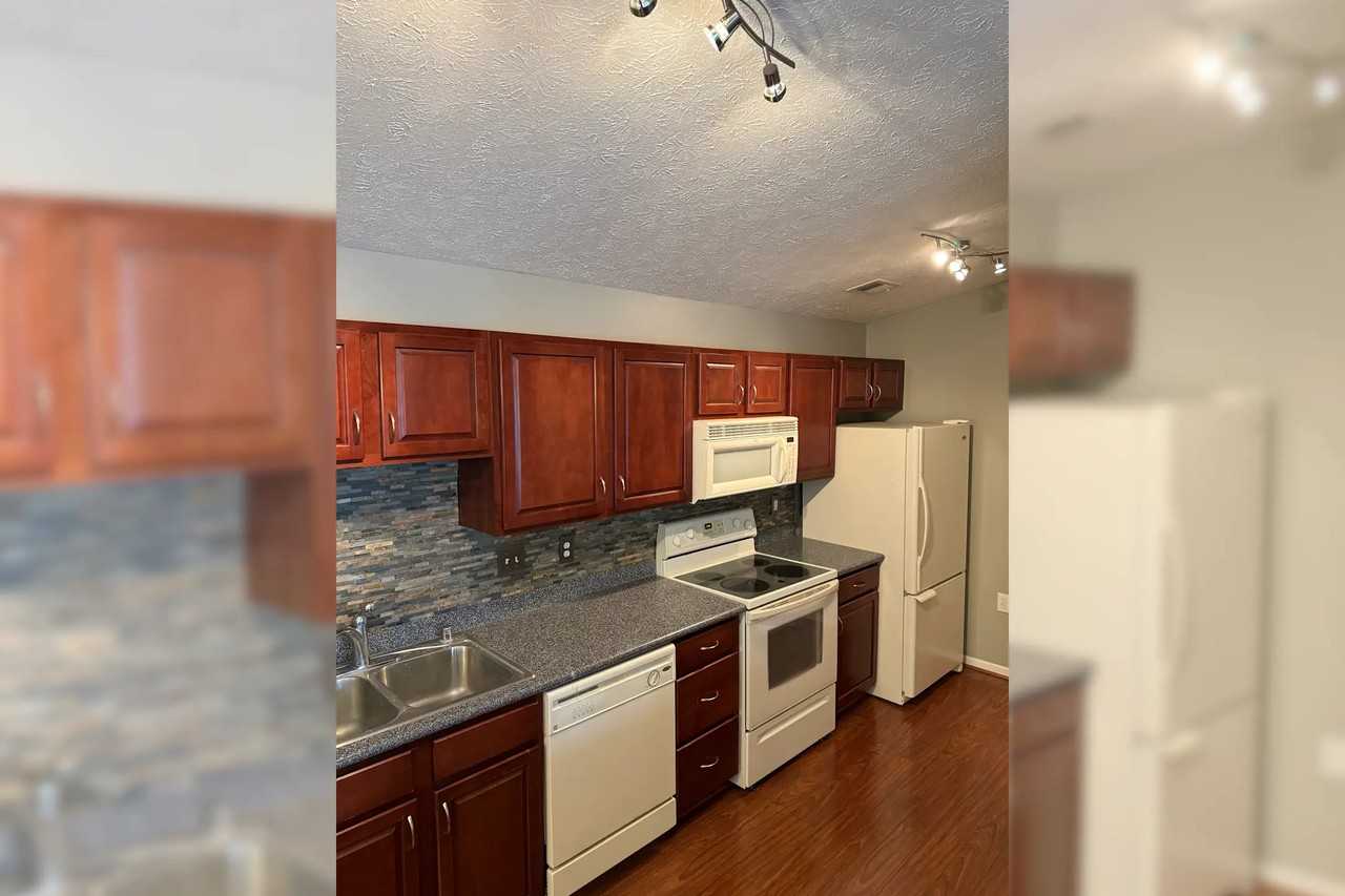 5901 Landers Ave - Photo 2 of 13