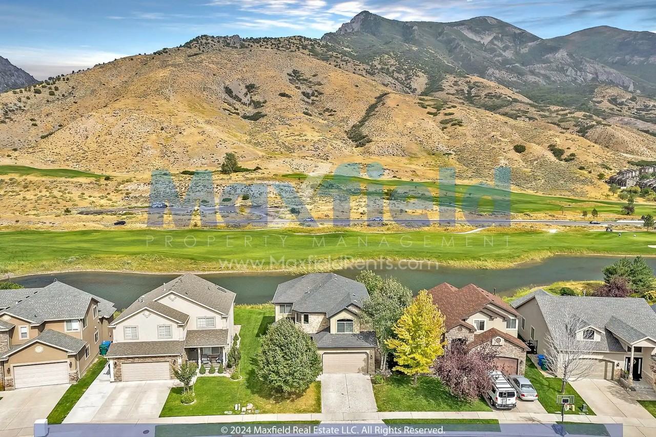 10724 N Cypress - Photo 2 of 37