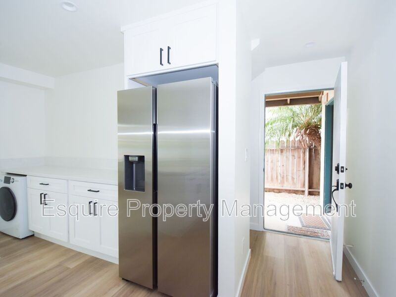 520 S Seaward Ave - Photo 4 of 12