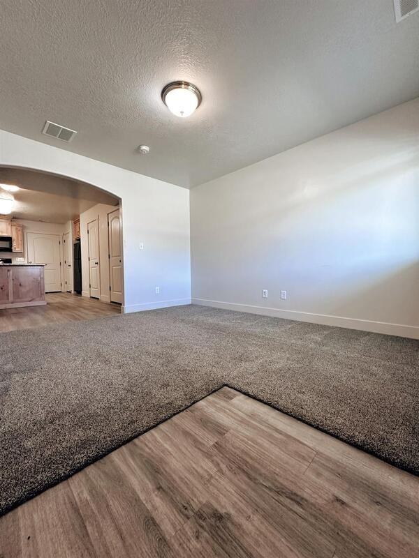 482 Nw #10 - Photo 2 of 10